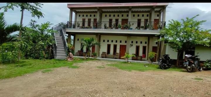 Golo Tango Homestay Labuan Bajo Extérieur photo