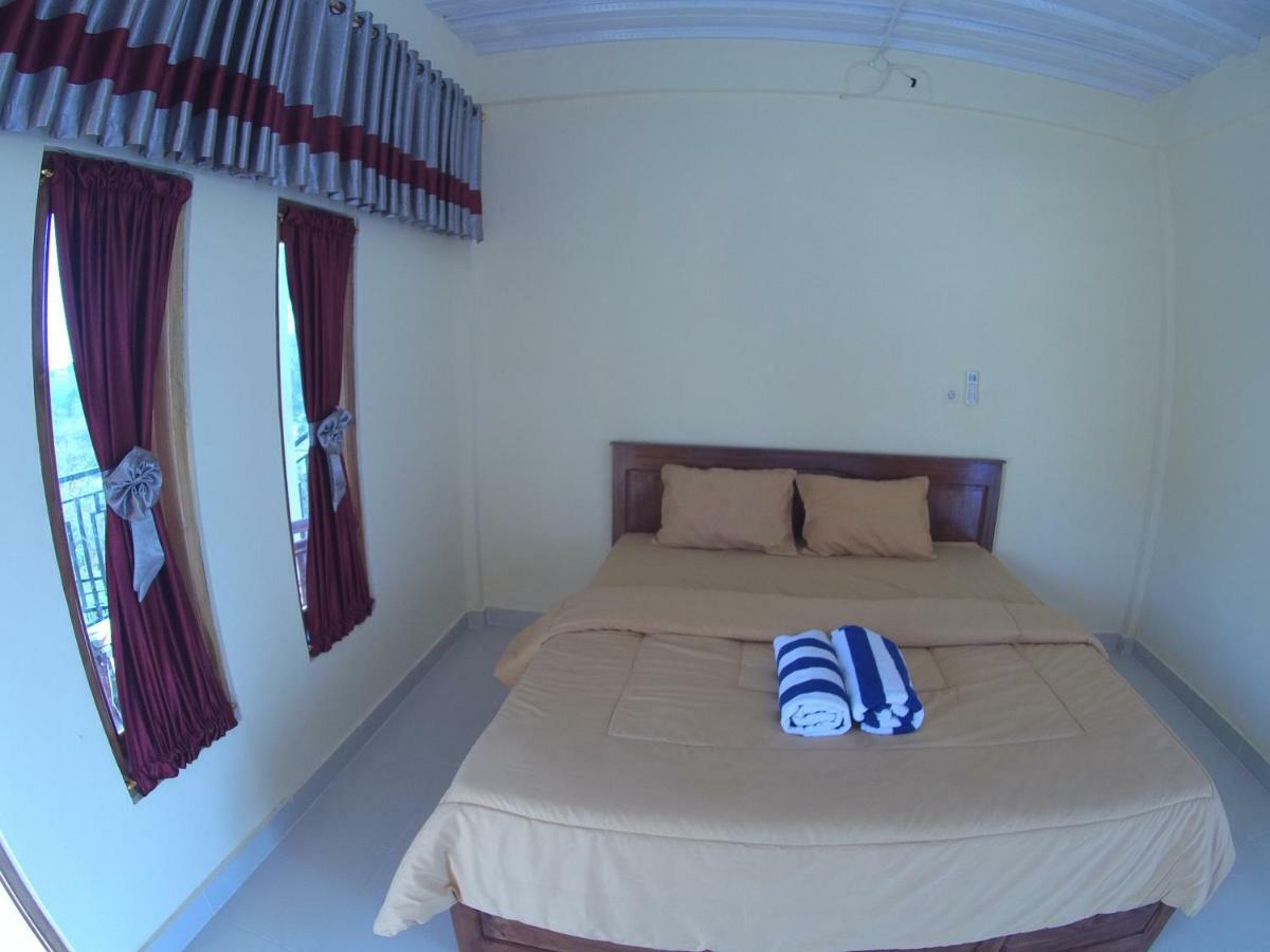 Golo Tango Homestay Labuan Bajo Extérieur photo
